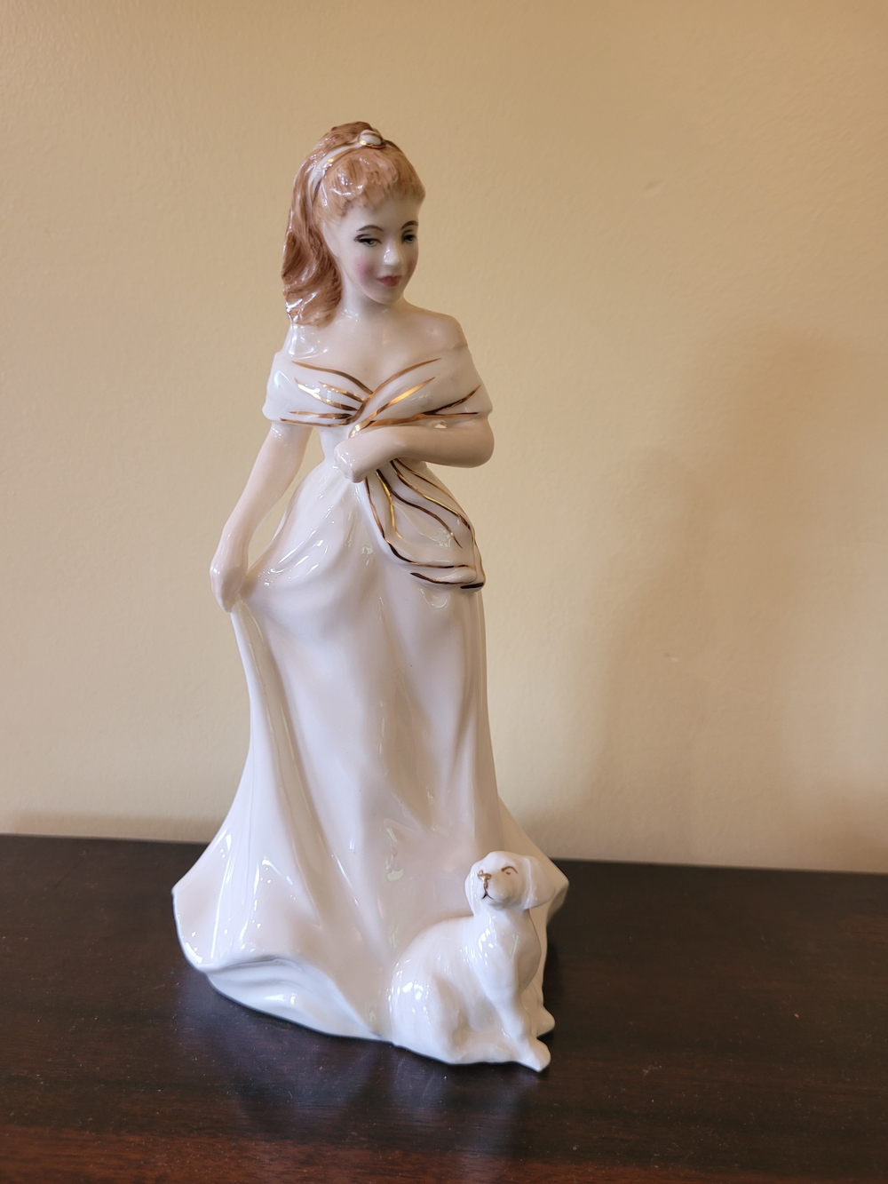 Royal Doulton 'Morning Walk' HN 3860